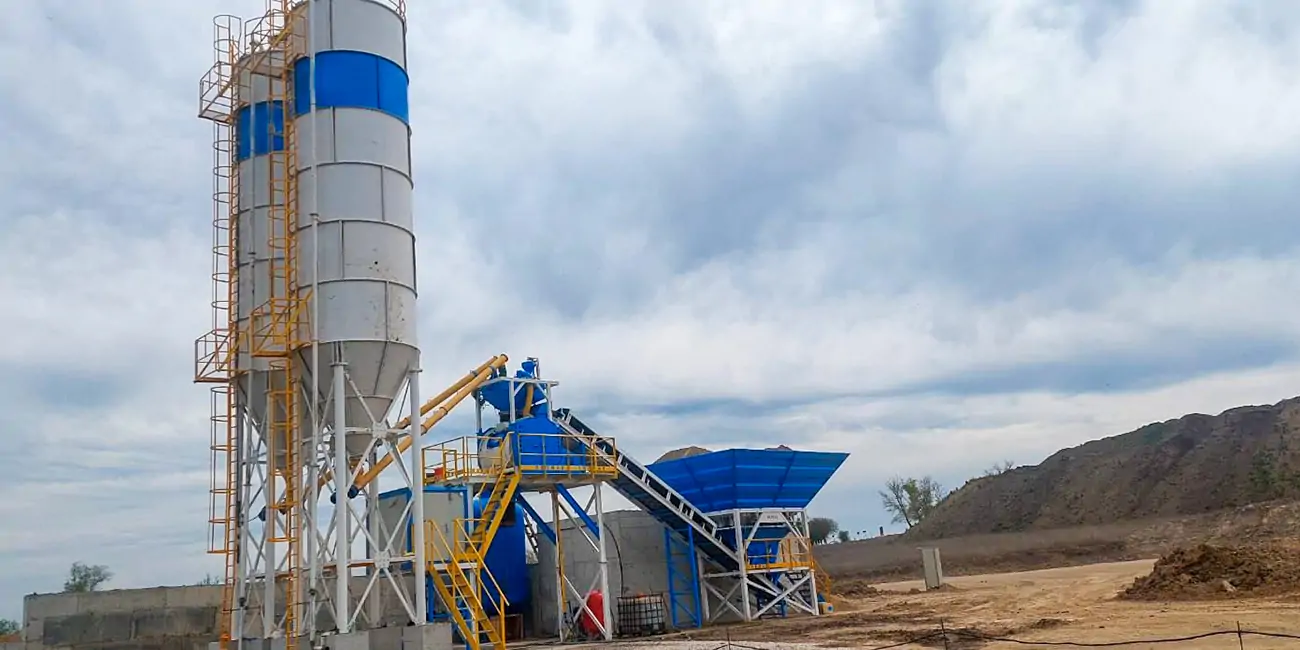 YHZS145 Mobile Concrete Batching Plant